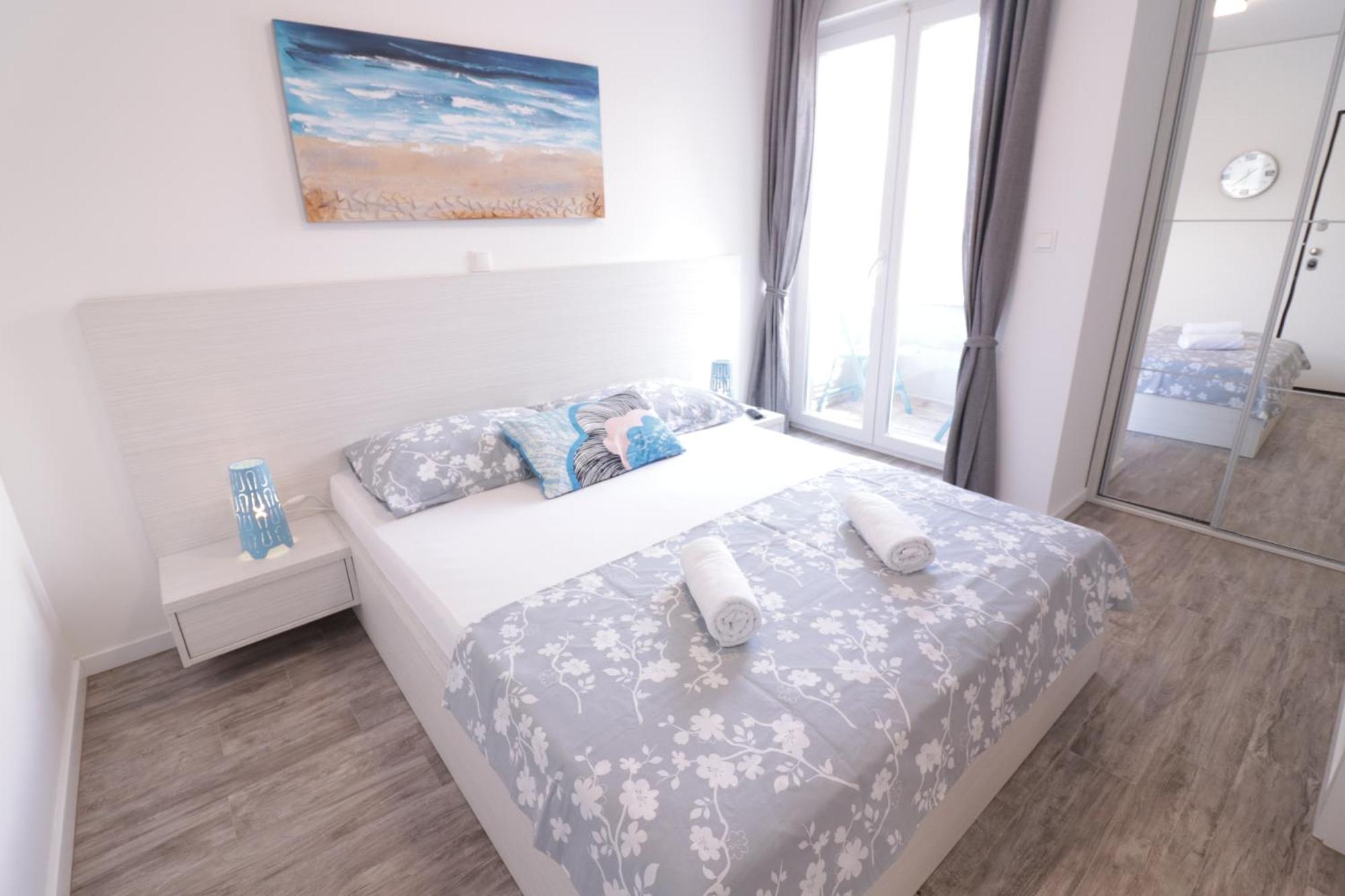 Apartments & Rooms Danivan Pool Villas B Novalja Oda fotoğraf